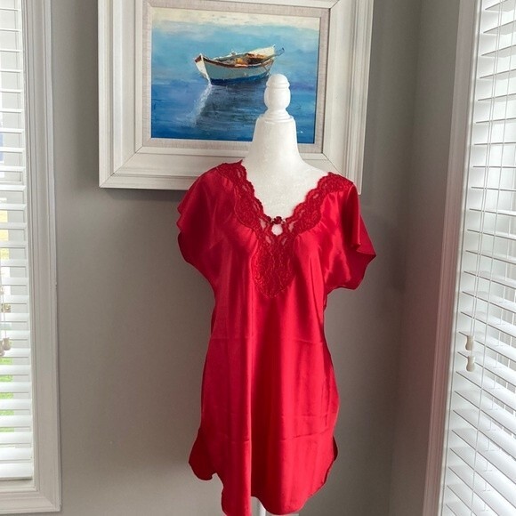 Vintage Other - Vintage California Dynasty Red Lace Satin Sleepshirt